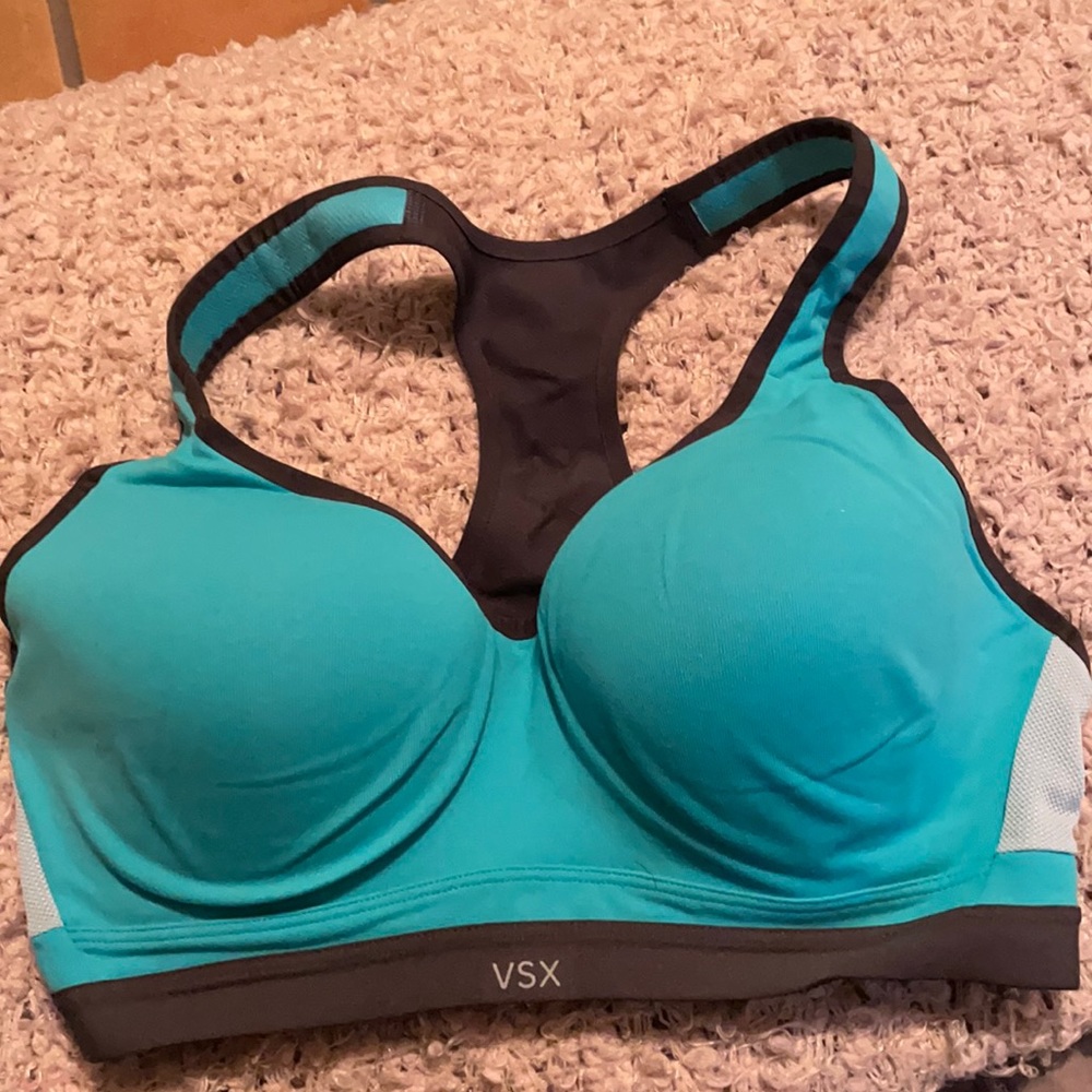 Victoria’s Secret sport bra